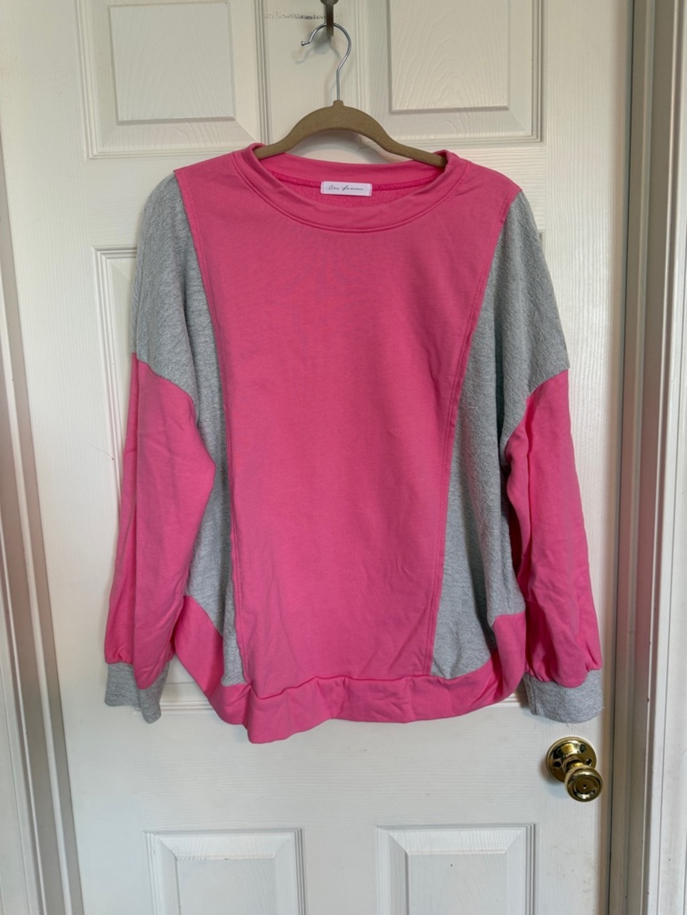 Ces Femme Pink and Gray Colorblock Crewneck Sweater